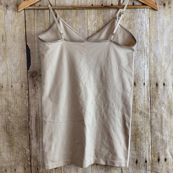 Banana Republic Nude Cami Tank - Picture 2 of 3